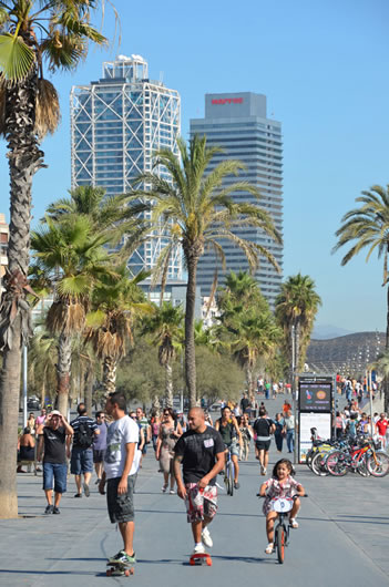 photo of Barceloneta promenade